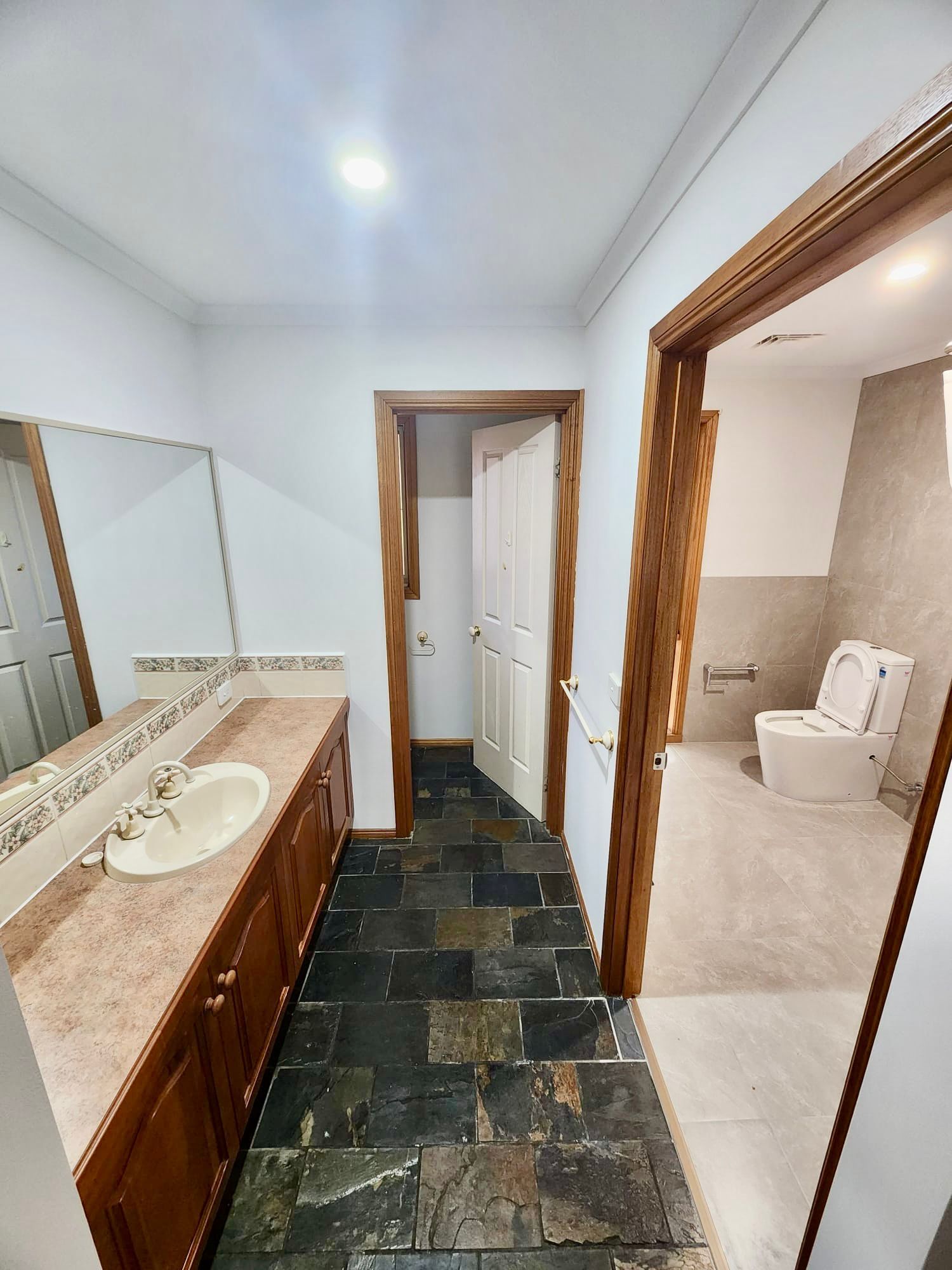 WhatsApp Image 2026 02-20 at 18.12.00