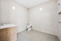 008 Open2view_ID900848-100 Fenway Blvd