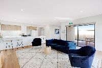 Armstrong Ck 70  Lounge & Craft)
