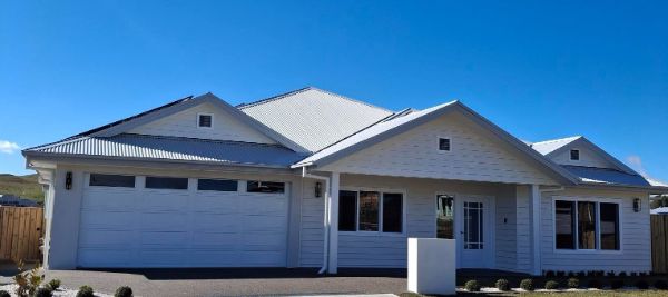 3f805fc8 1f02-4294-9a27-5b51abdb67e3-lg-Front