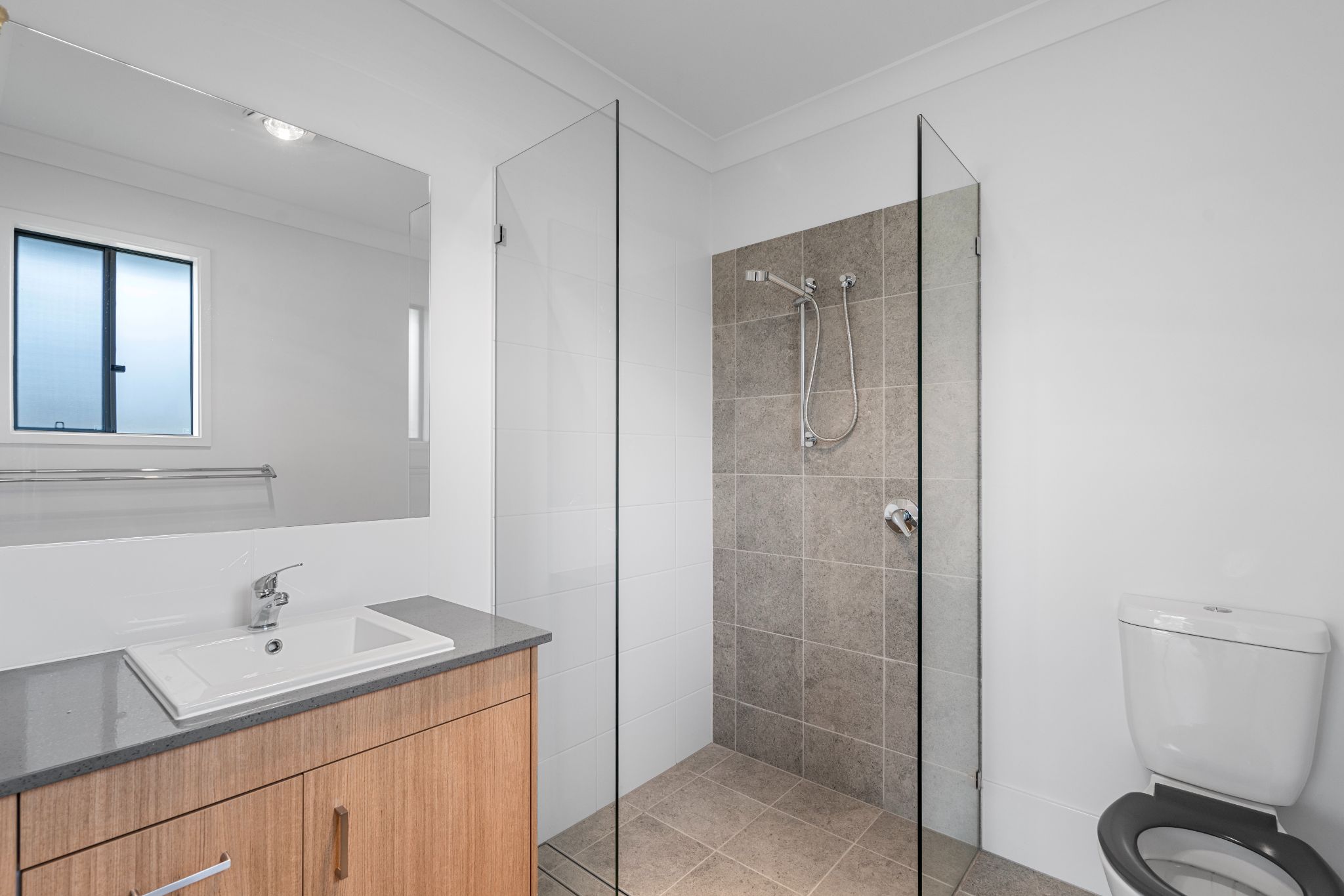 011 Open2view_ID900078-50_Cypress_Circuit__Fernvale