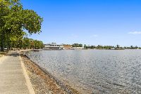 Ballarat   Lake Wendouree - LR No Logo