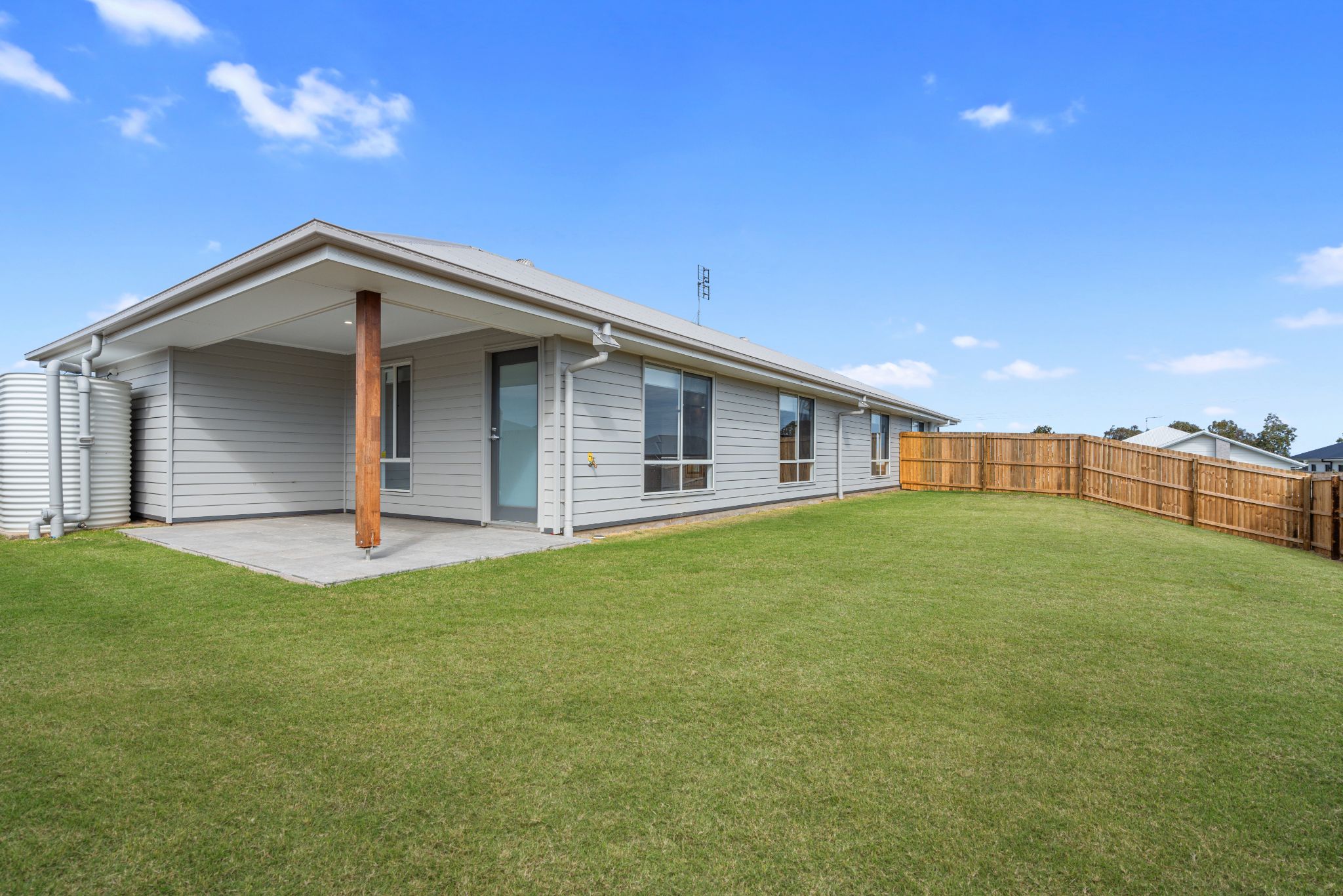 010 Open2view_ID957502-26_Jacana_St_Glenvale