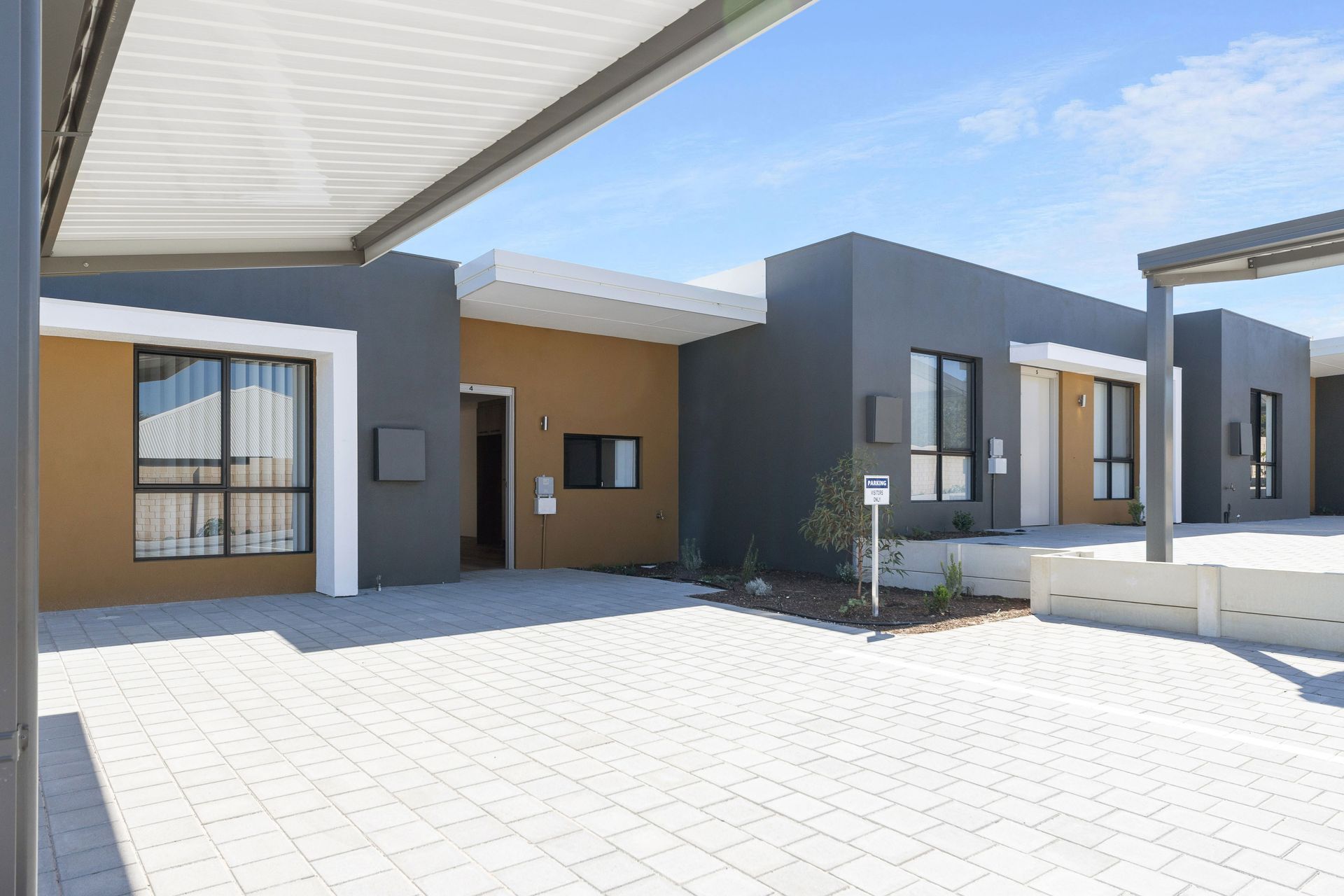 626 Rockingham Rd  Munster 20