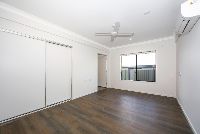 006 Open2view_ID772088-21_Portrush_Avenue