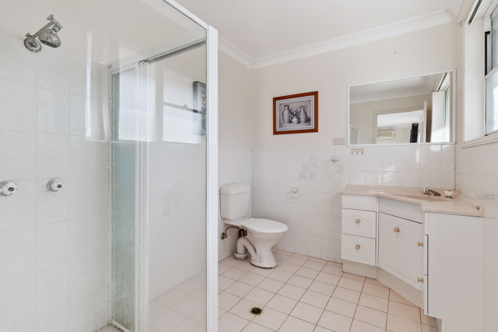 18 Hillcrest Ave PMQ 18