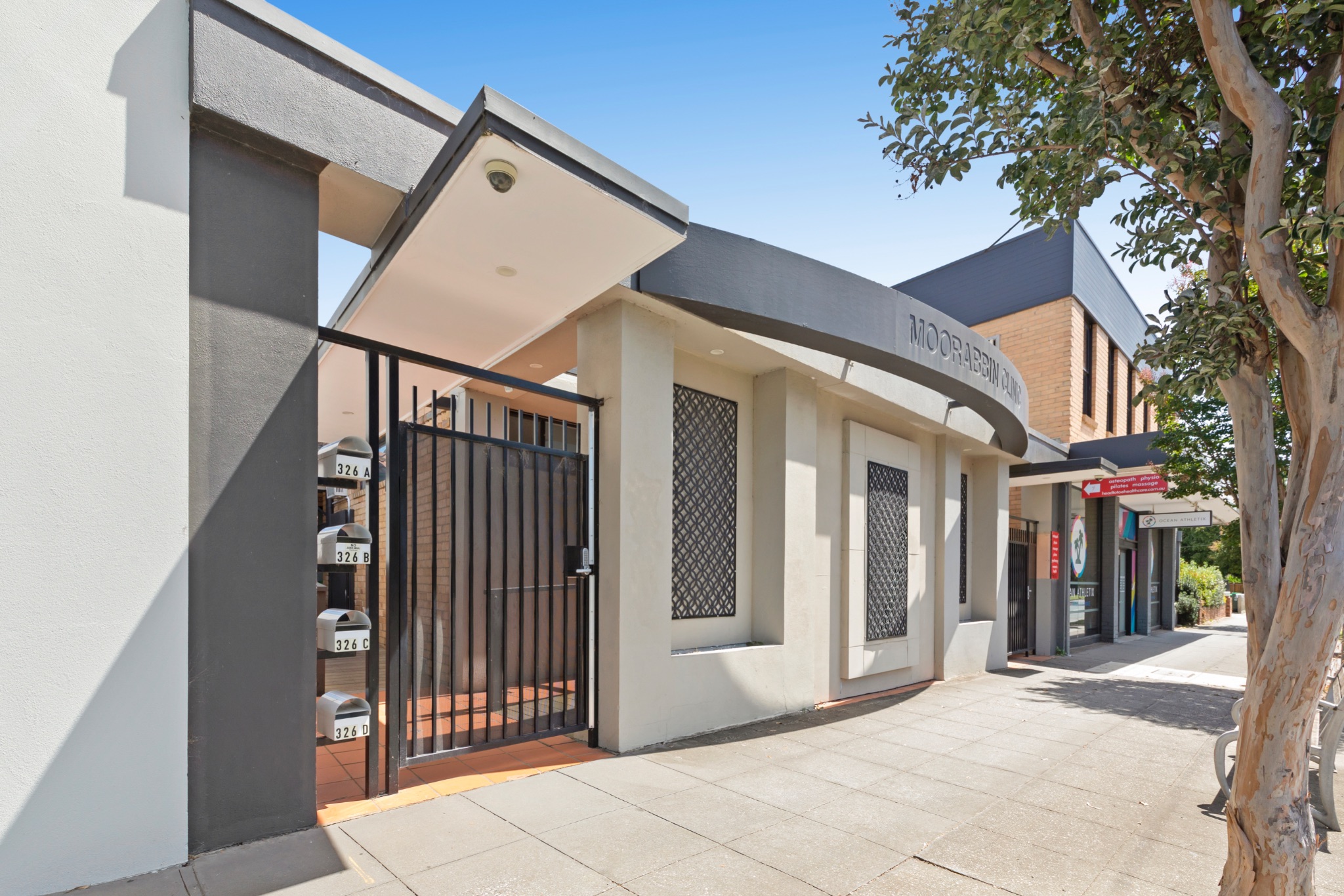326 South Rd 02
