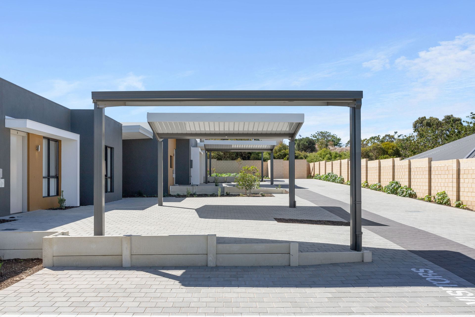 626 Rockingham Rd  Munster 27