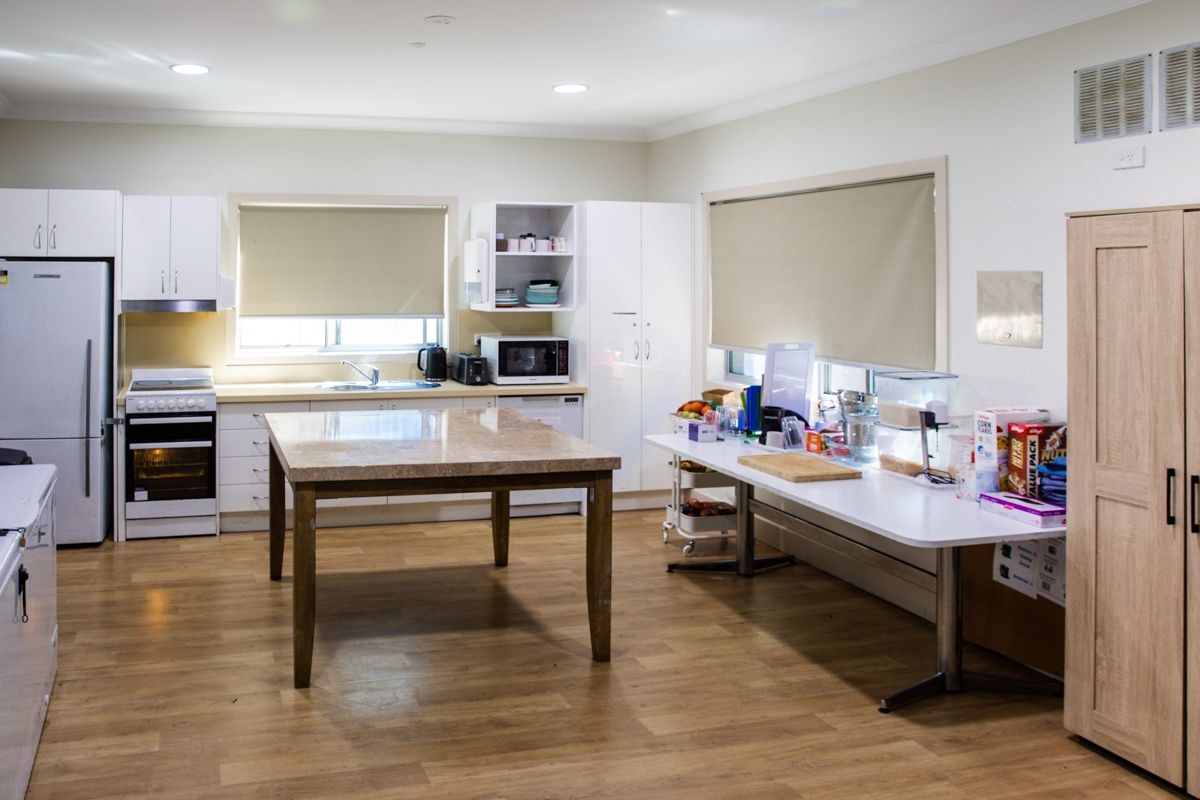 SIL003 LR_Claireville-Kitchen-Common Area-2