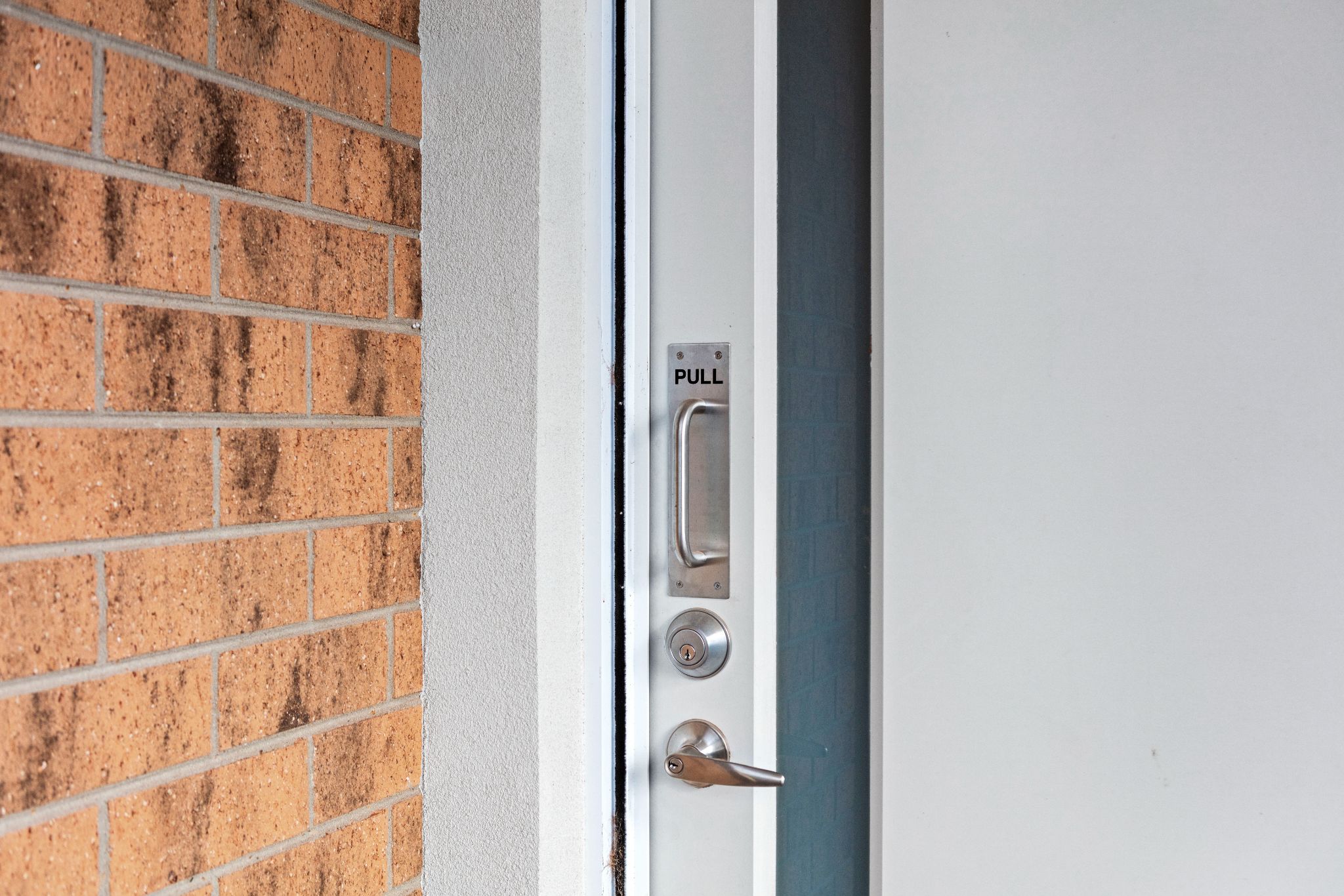 Ergonomic Pull Handles