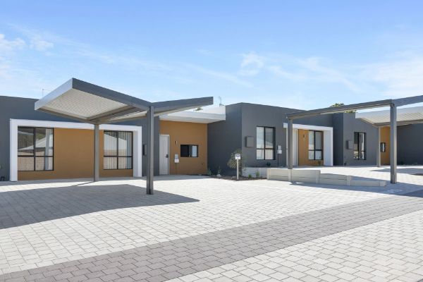 626 Rockingham Rd  Munster 28