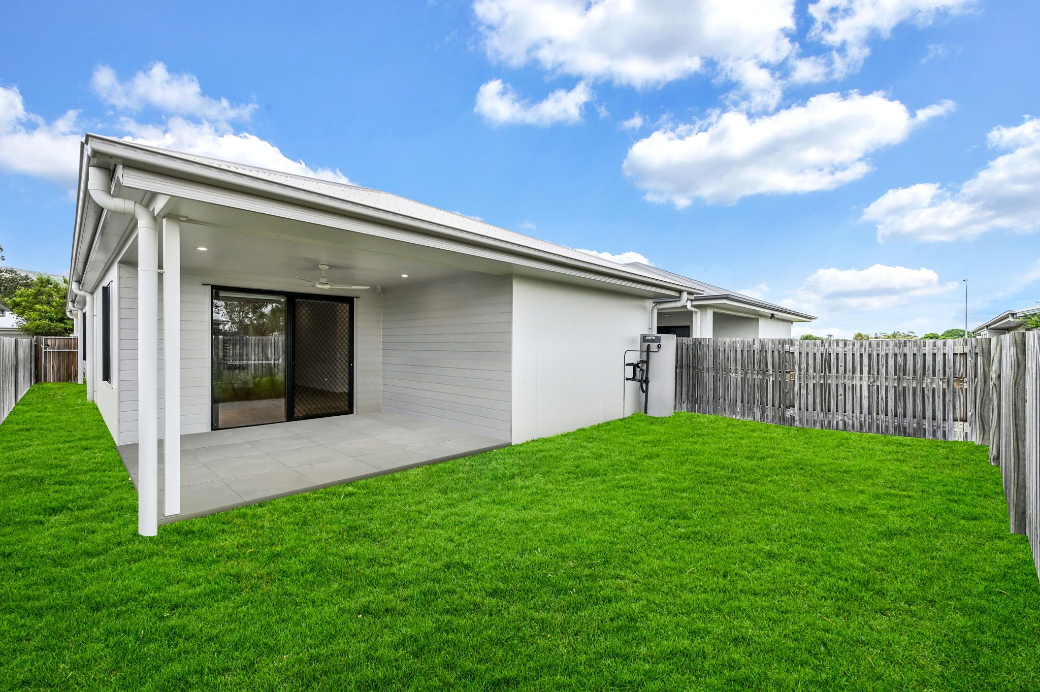 18   Parsonia Dve 16 - Yard