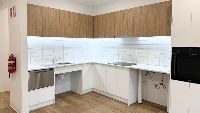 205 Raglan   Kitchen