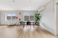 extracted image_3_1-2048x1366