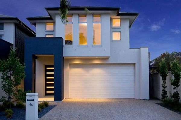 Front View Fulham Gardens