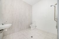 8   Bertha St 64a - Ensuite