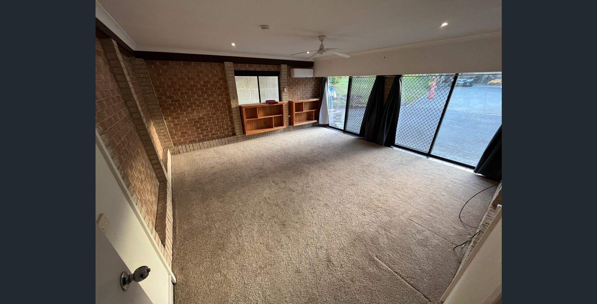 Second lounge 2
