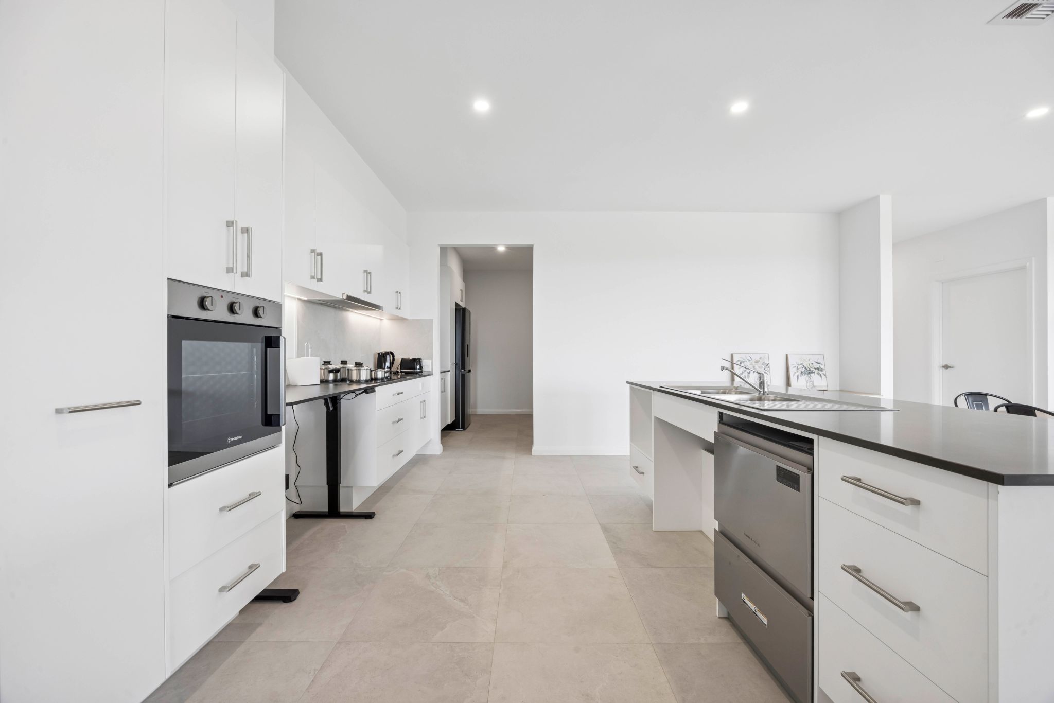 8 print-49-Bainton-Cres-8