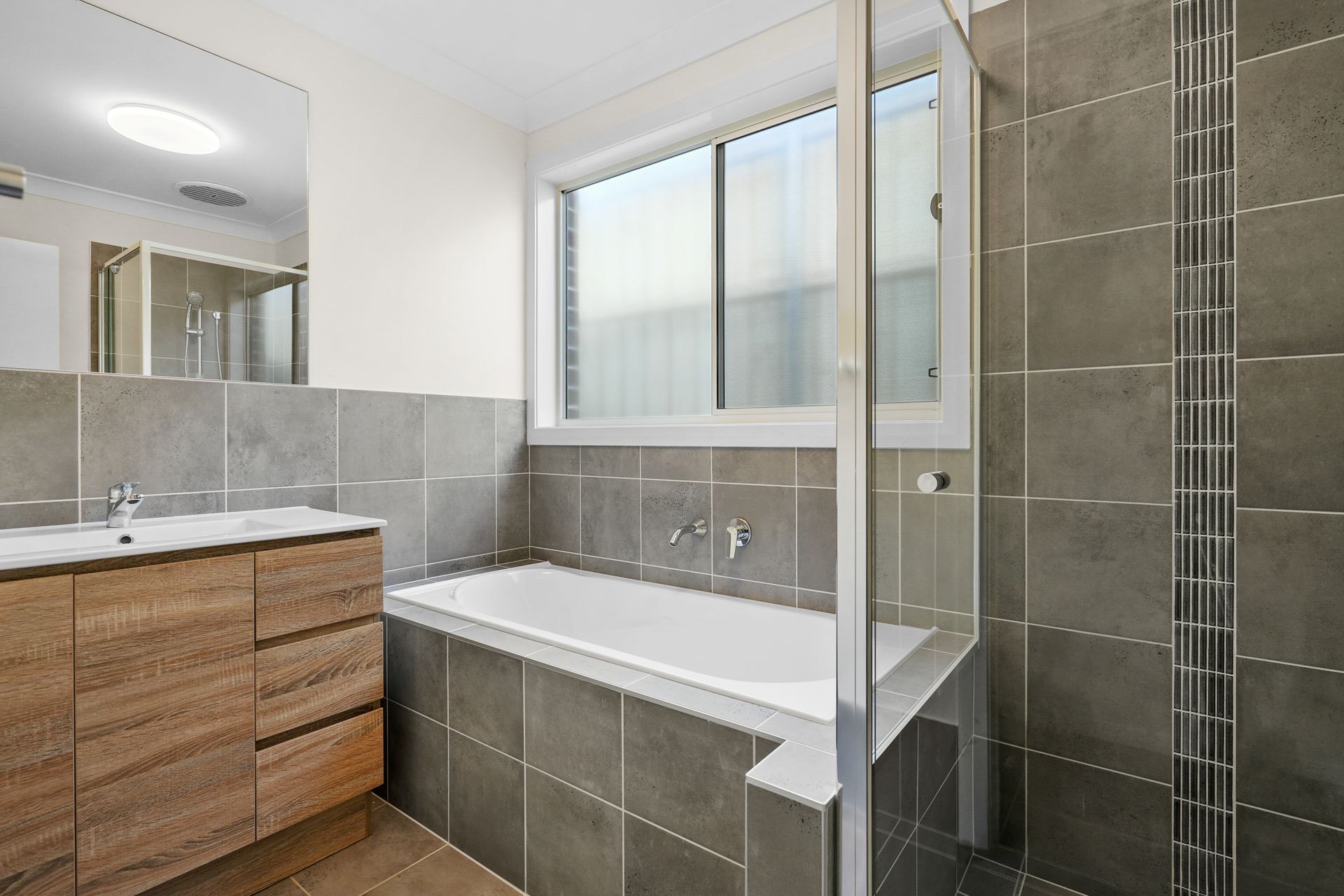 562611 5519353original.1920x0