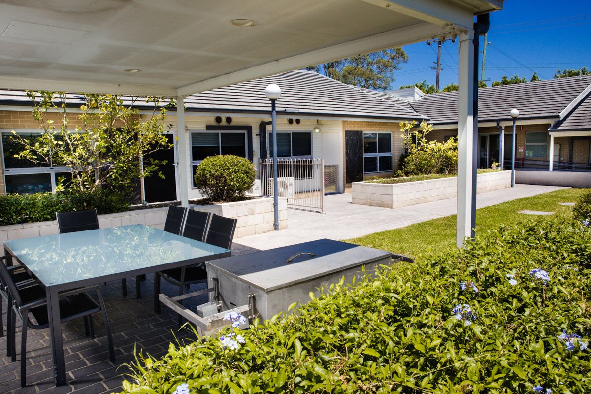 SIL003 LR-Claireville-SharedOutdoor-19