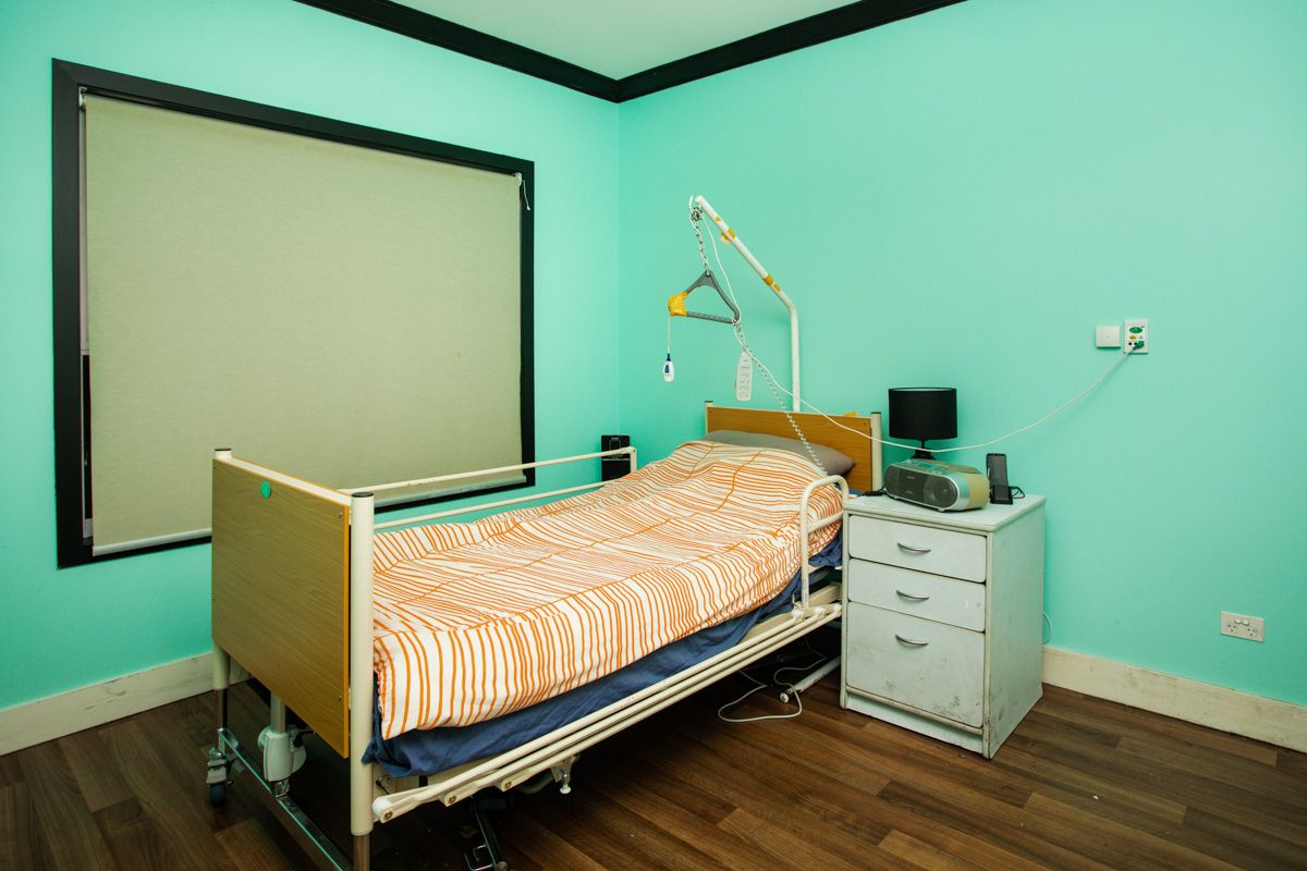 SIL003 LR-Claireville-Villa 1 - Bedroom-2