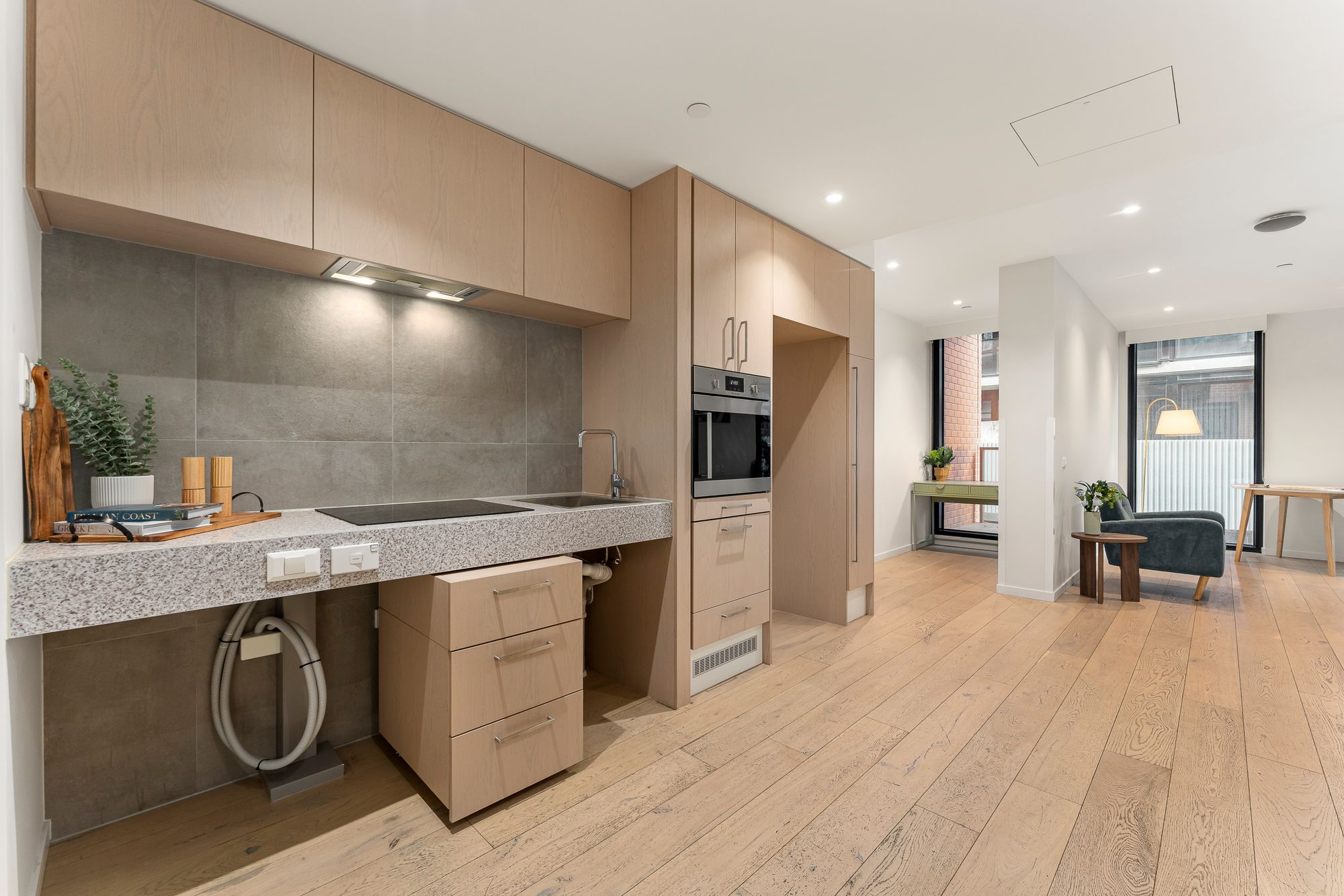 559386 185_Rosslyn_Street_014