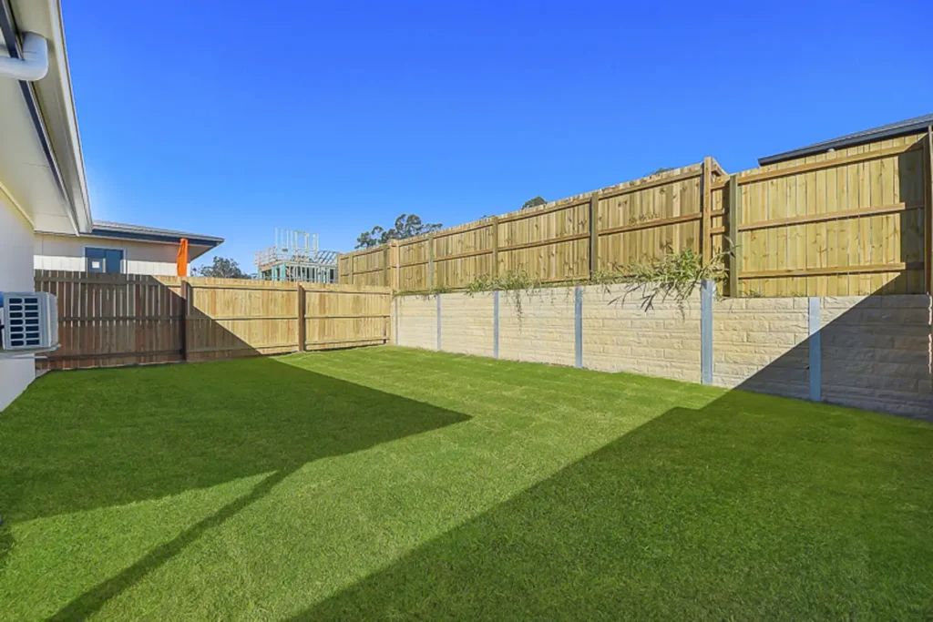 Modern SIL-Vacancy-in-Logan-Reserve-backyard-1024x683