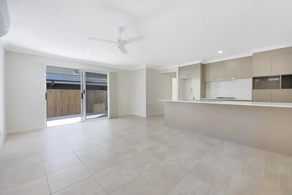 Modern SIL-Vacancy-in-Logan-Reserve-Kitchen-and-living-area-1024x683