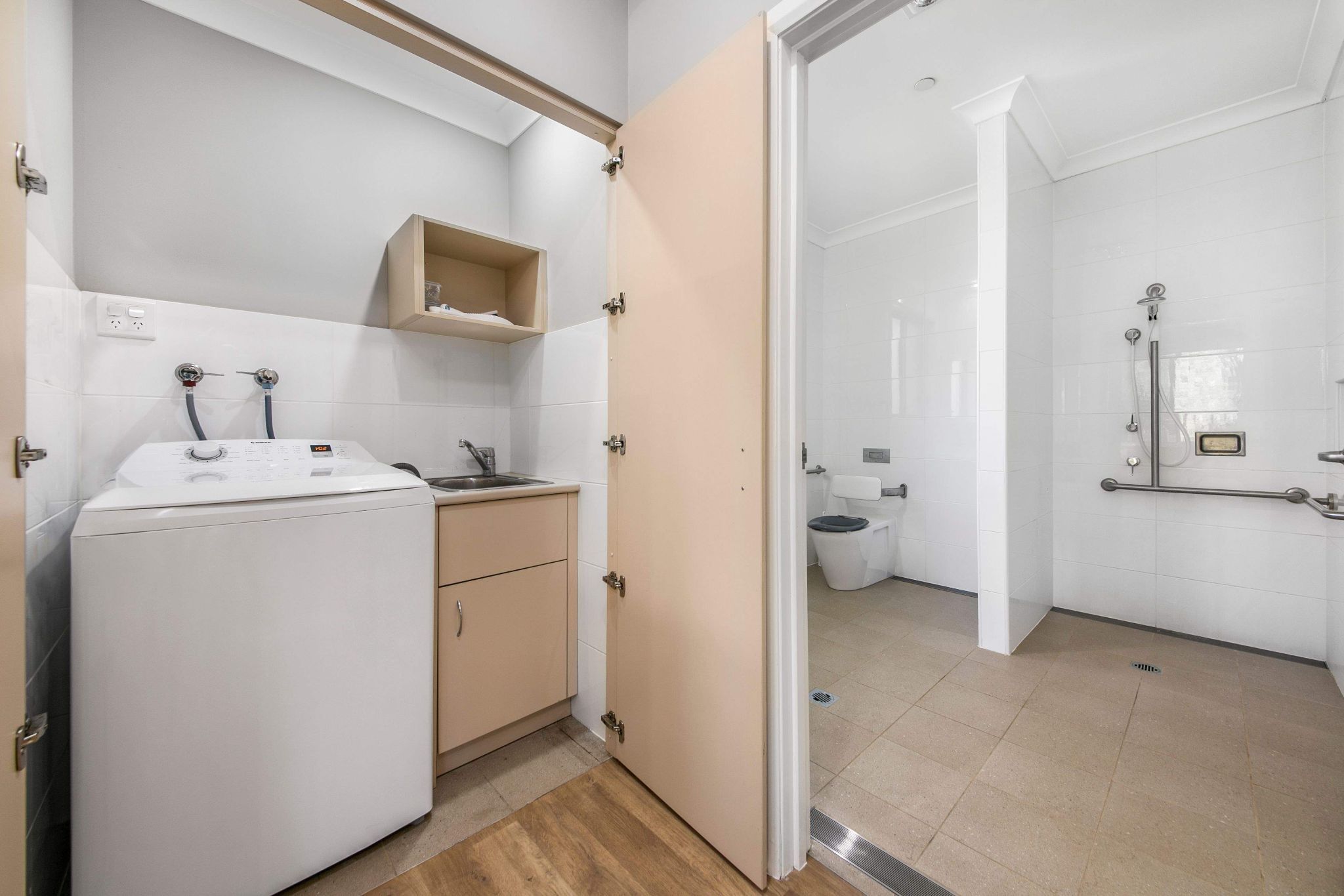 Fairfield 0344-Bathroom(1)