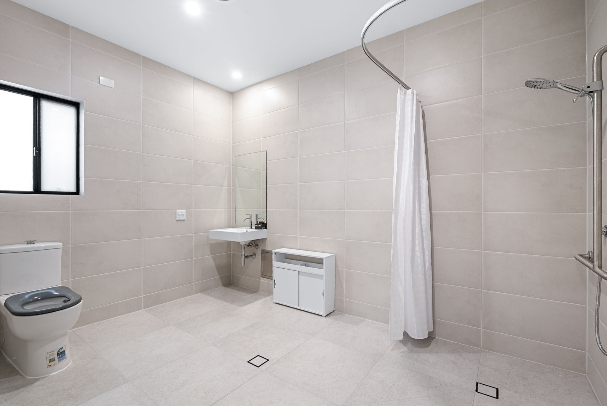 Boondall bathroom