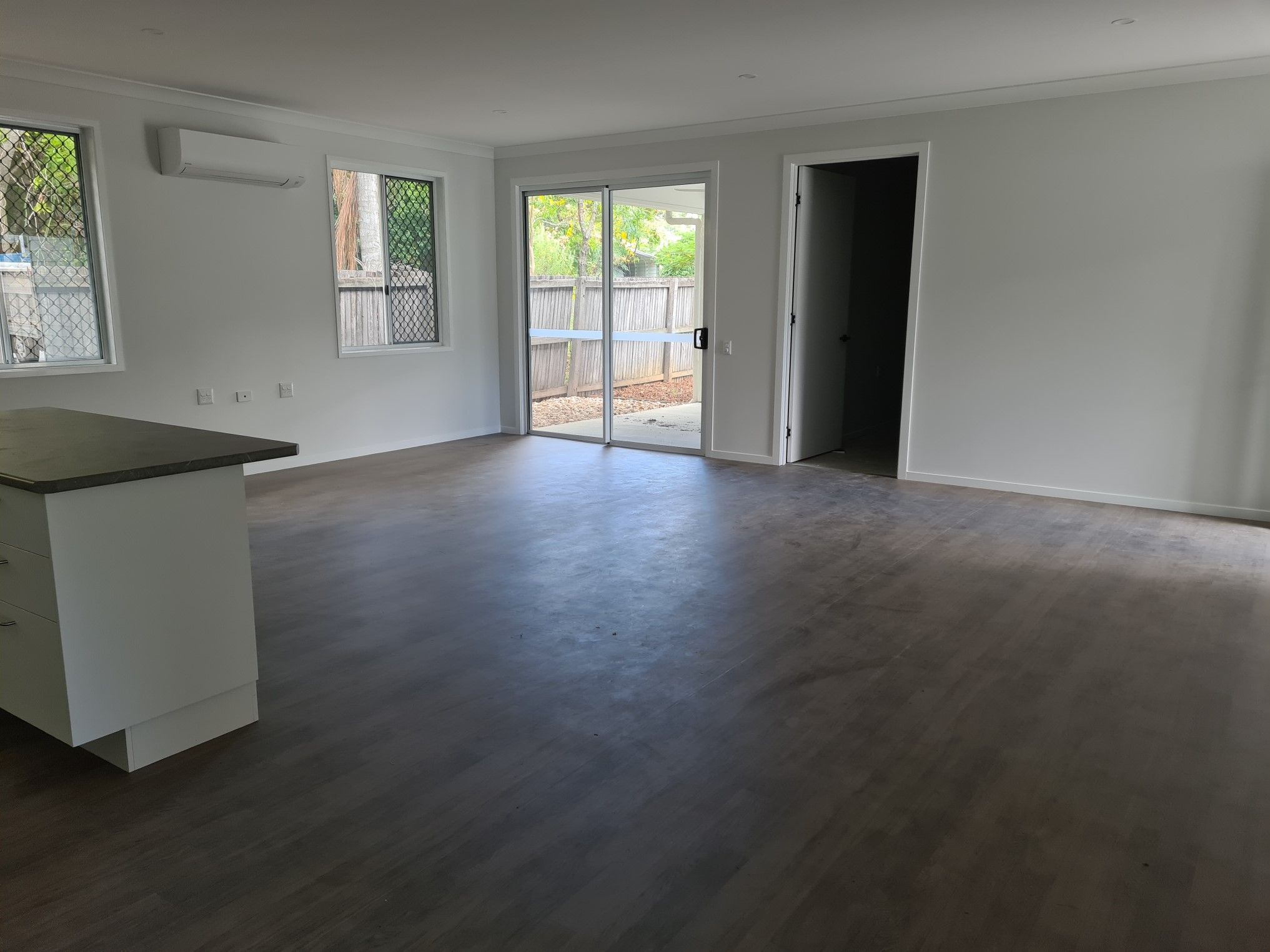 Living Area  2033x1525)- 15 Shine St