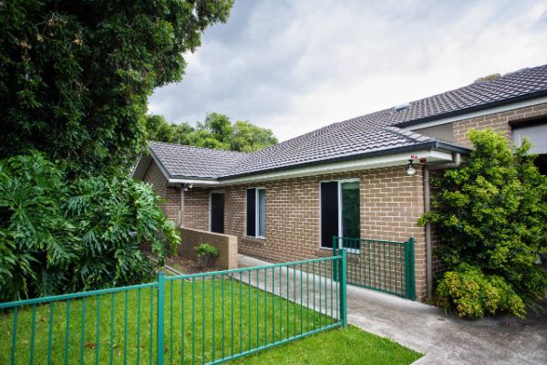 SIL004 LR_Granville_ Front of House