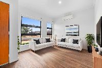 sz38375 - living room - scandinavian - 8