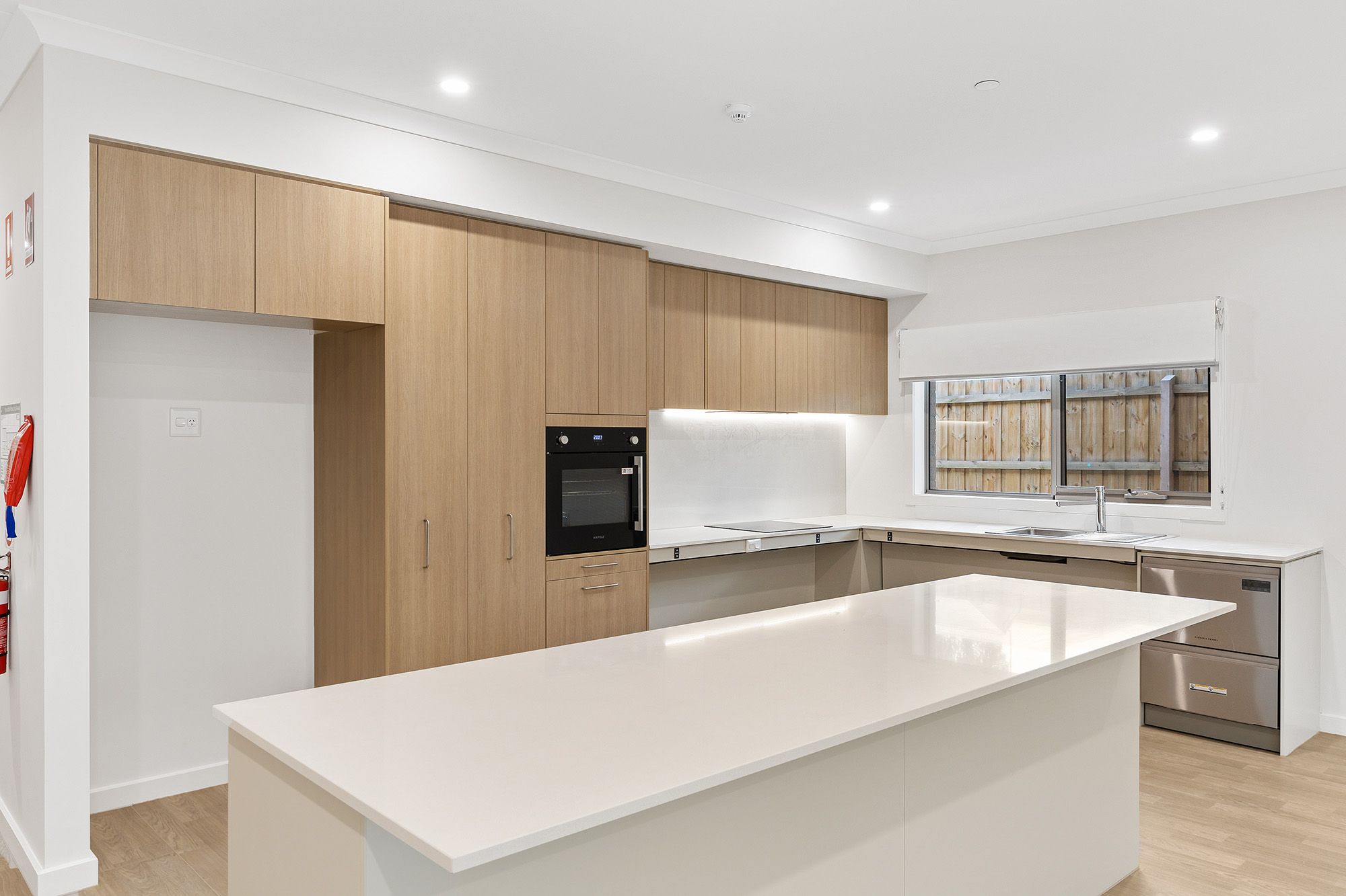 Smith HPS   Kitchen 1 LR No Logo