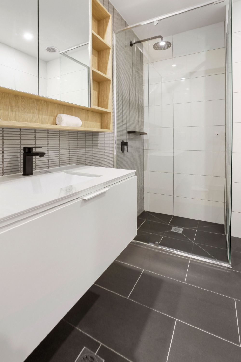 049de3bf359e91b4e739f0e5bc127dff19116712