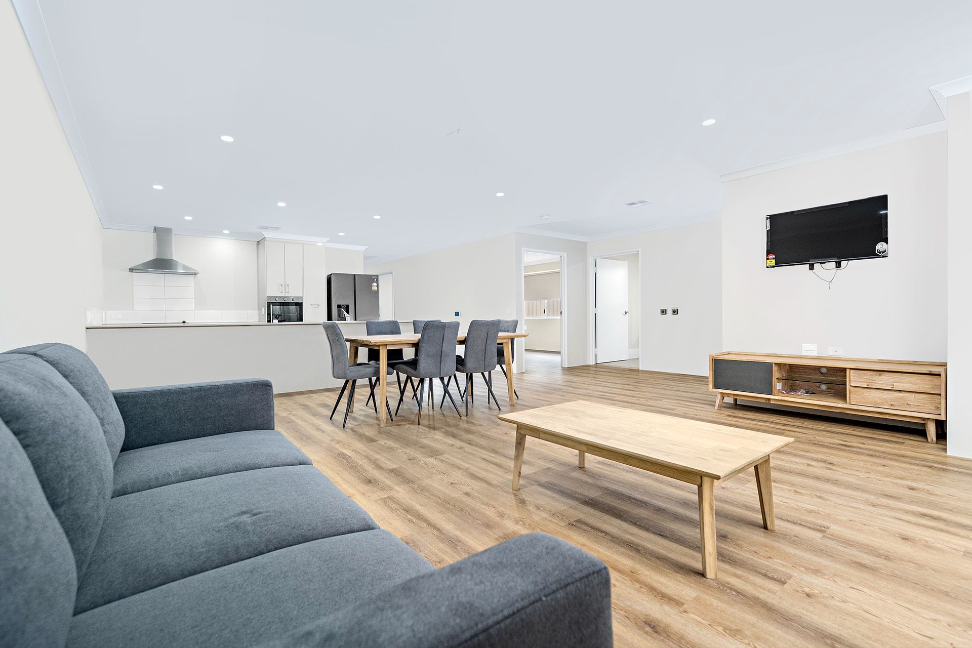 104 Burges St  15)