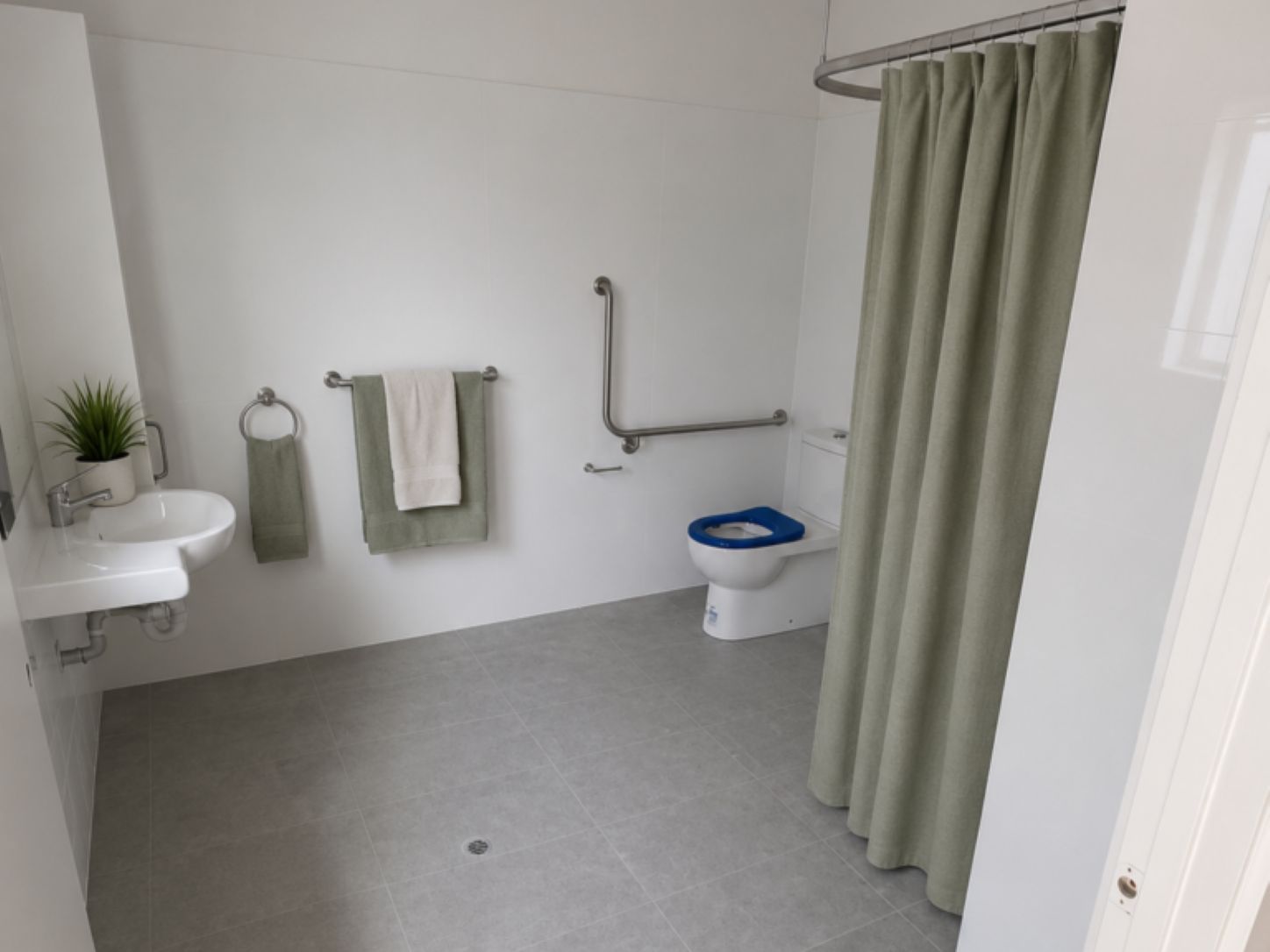 4 kingsbridge-bathroom-2-768x1024