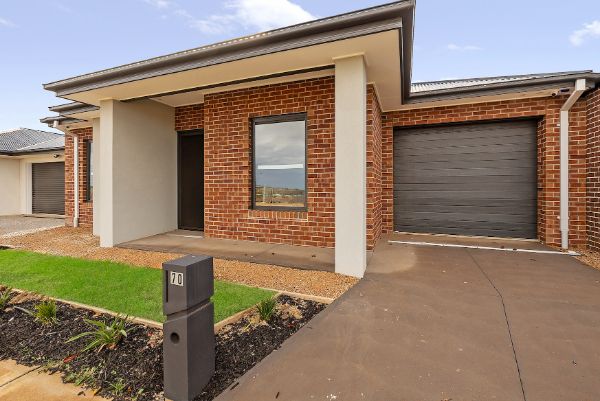 001 Open2view_ID954505-70_Metroon_Drive