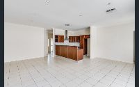 Kitchen dining
