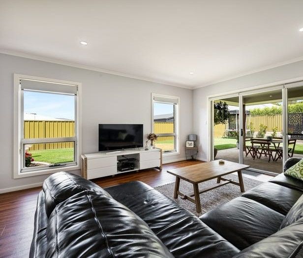 lounge room mount gambier