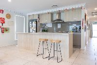 LR 20230421-19 Stewards dr-006_large