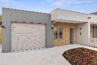 Smith HPS   Front Entrance and Garage Left LR No Logo