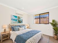 022 Open2view_ID956655-31_Pillar_Street