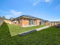 019 Open2view_ID956655-31_Pillar_Street