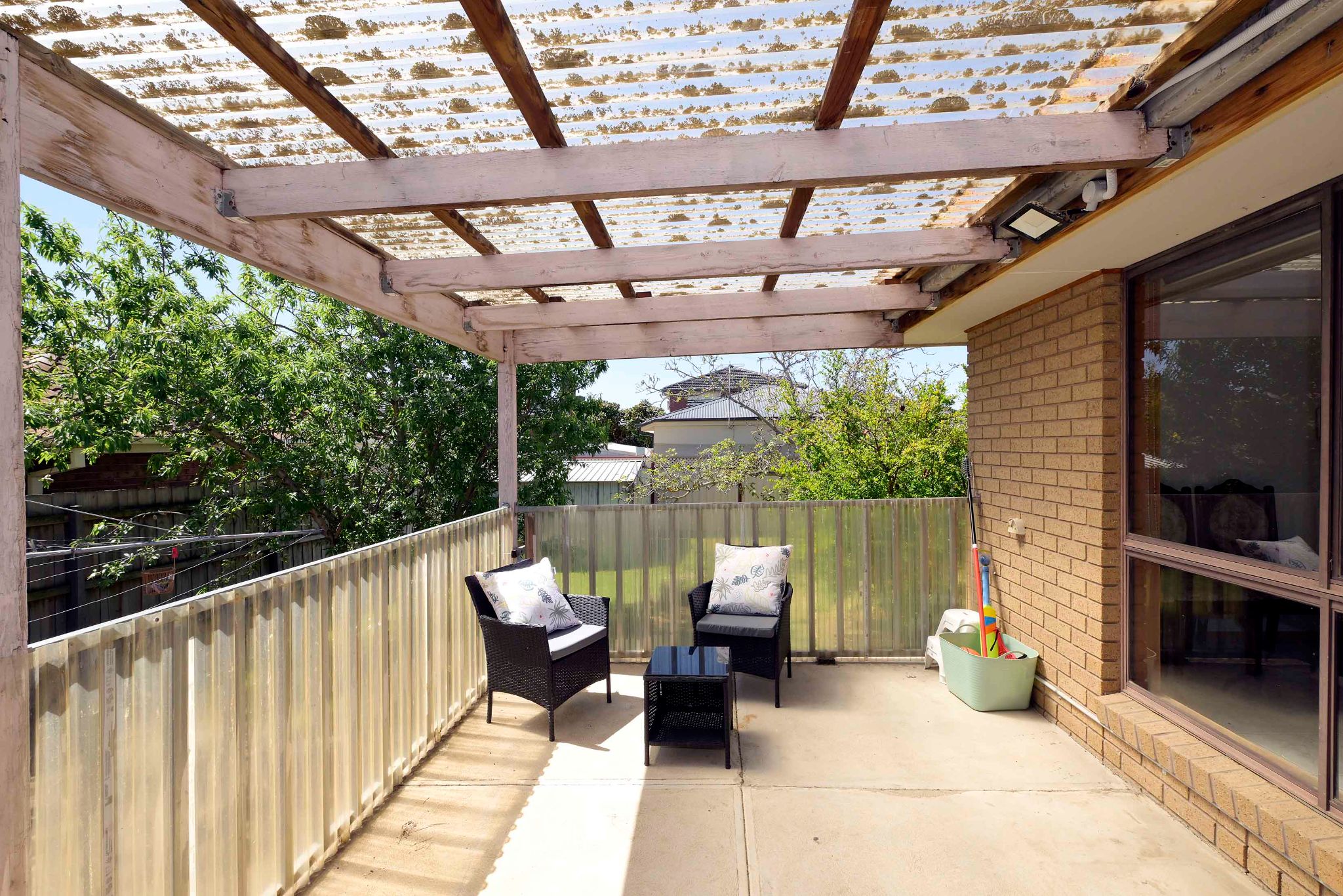 Sunnypine15483 38A St Albans