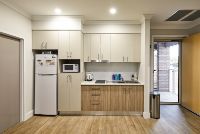 SIL048 LR-Ballina-villa-kitchen1