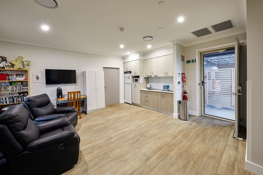 SIL048 LR-Ballina-villa-lounge1