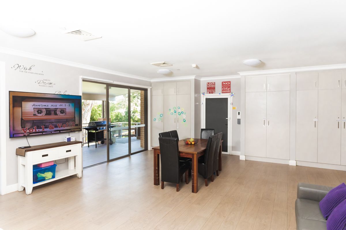 SIL022 LR_Maitland_living area 1