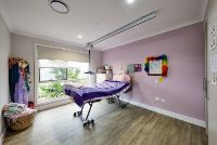 SIL048 LR-Ballina-villa-bed1