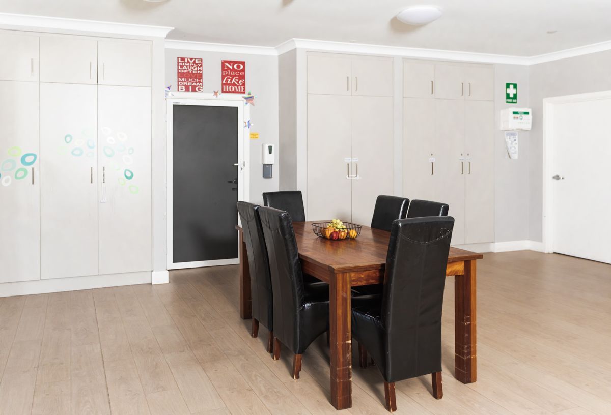 SIL022 LR_Maitland_living dining 3